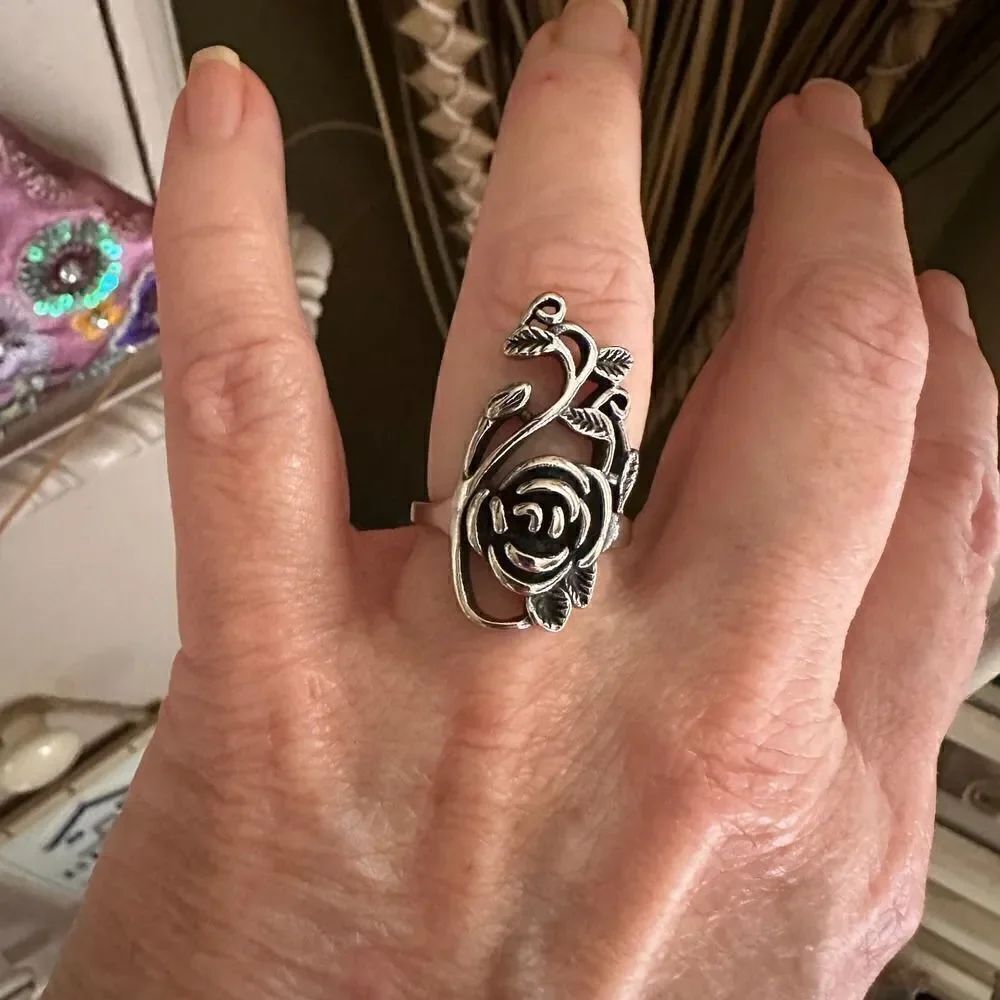 Stainless Steel Rose Ring - Picture 2 of 4